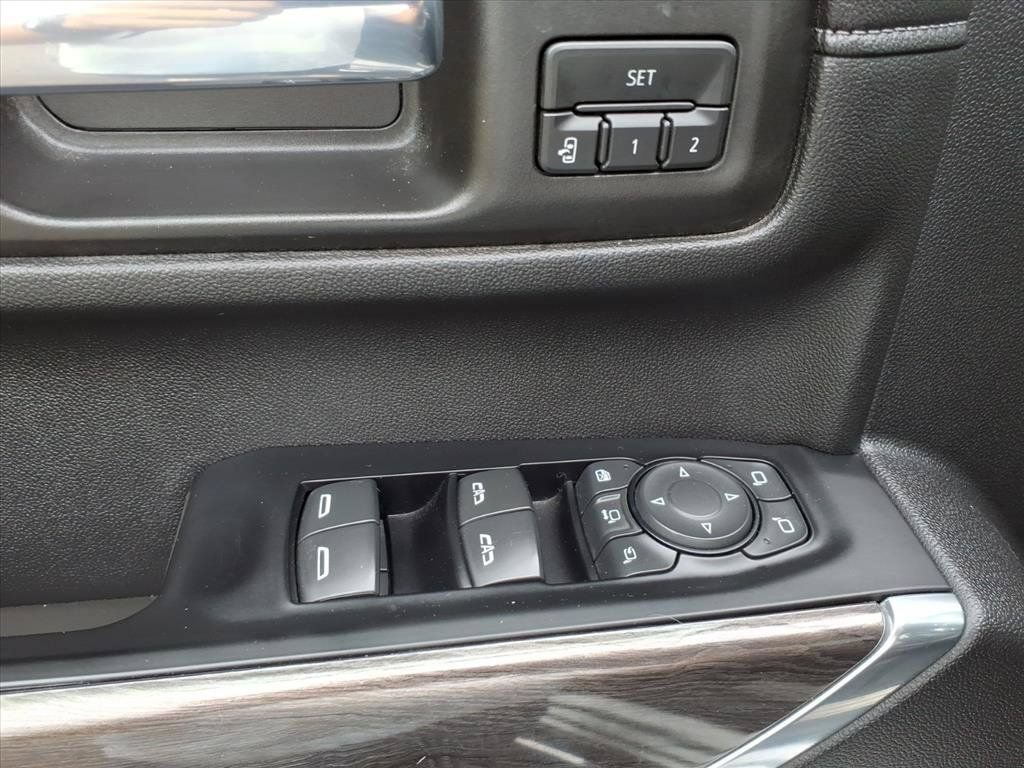 Used 2020 Chevrolet Silverado 2500 LTZ w/ LTZ Convenience Package AWD/4WD image 24