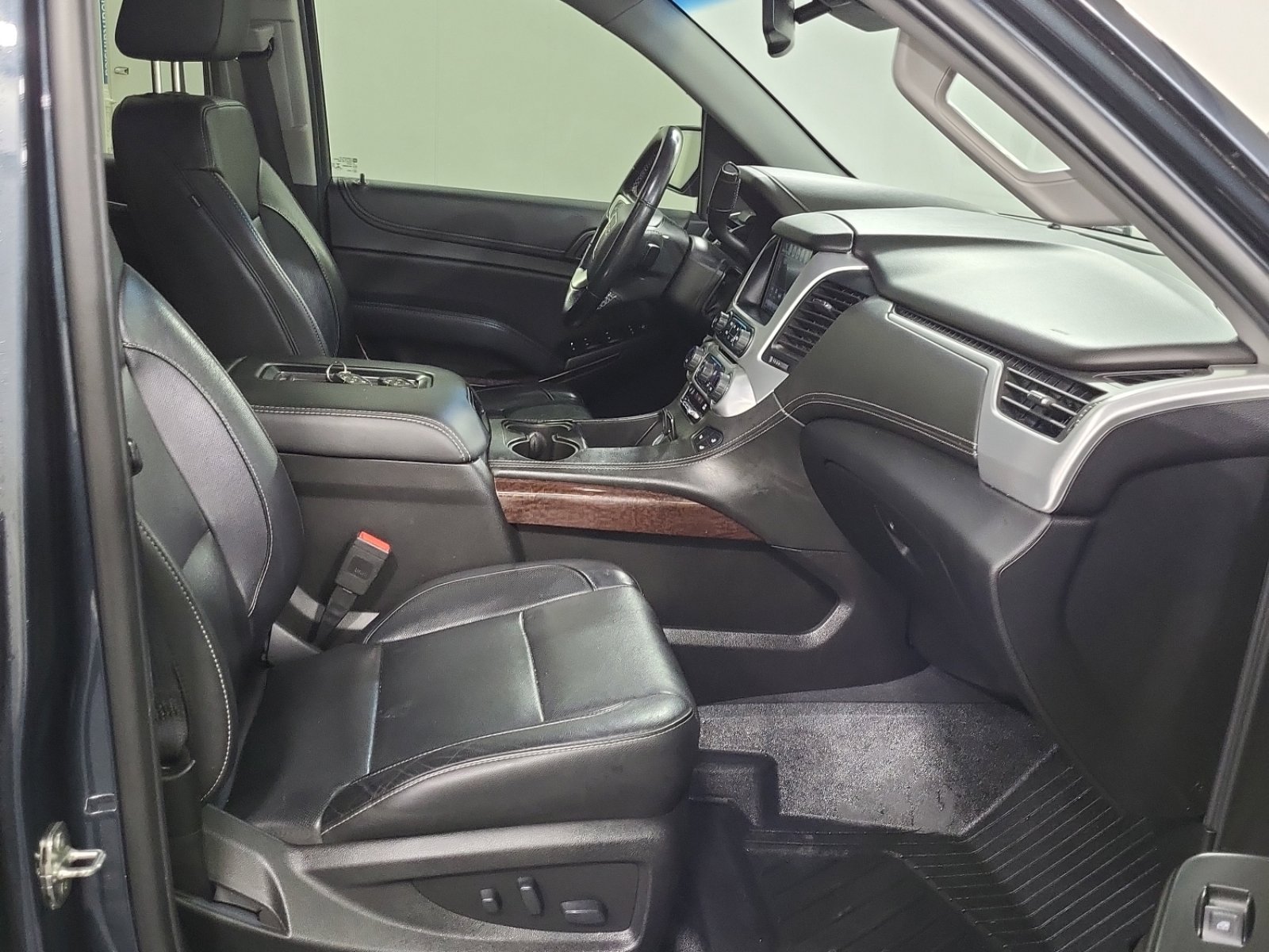 Used 2019 GMC Yukon SLT AWD/4WD image 12