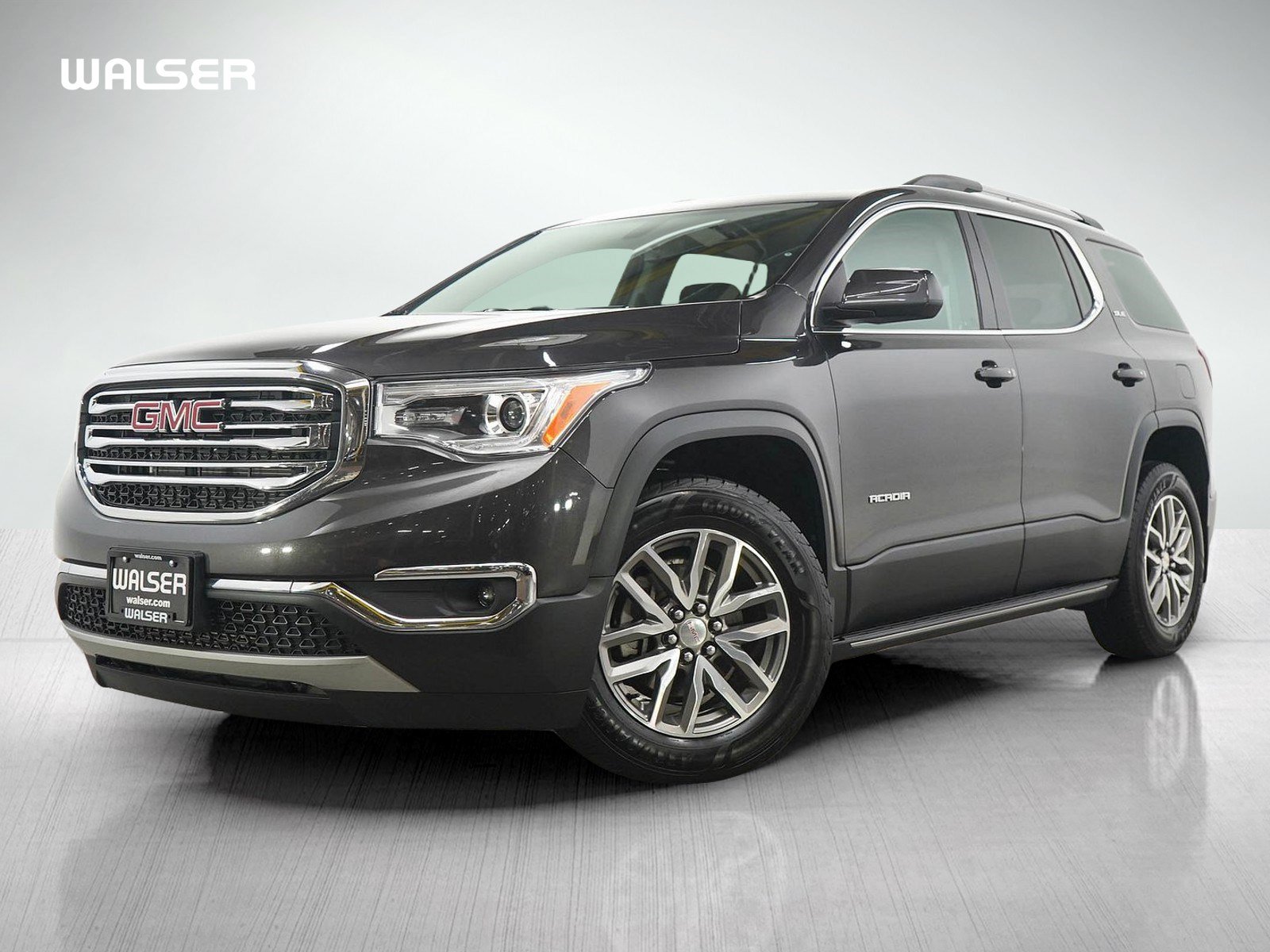 Used 2018 GMC Acadia SLE