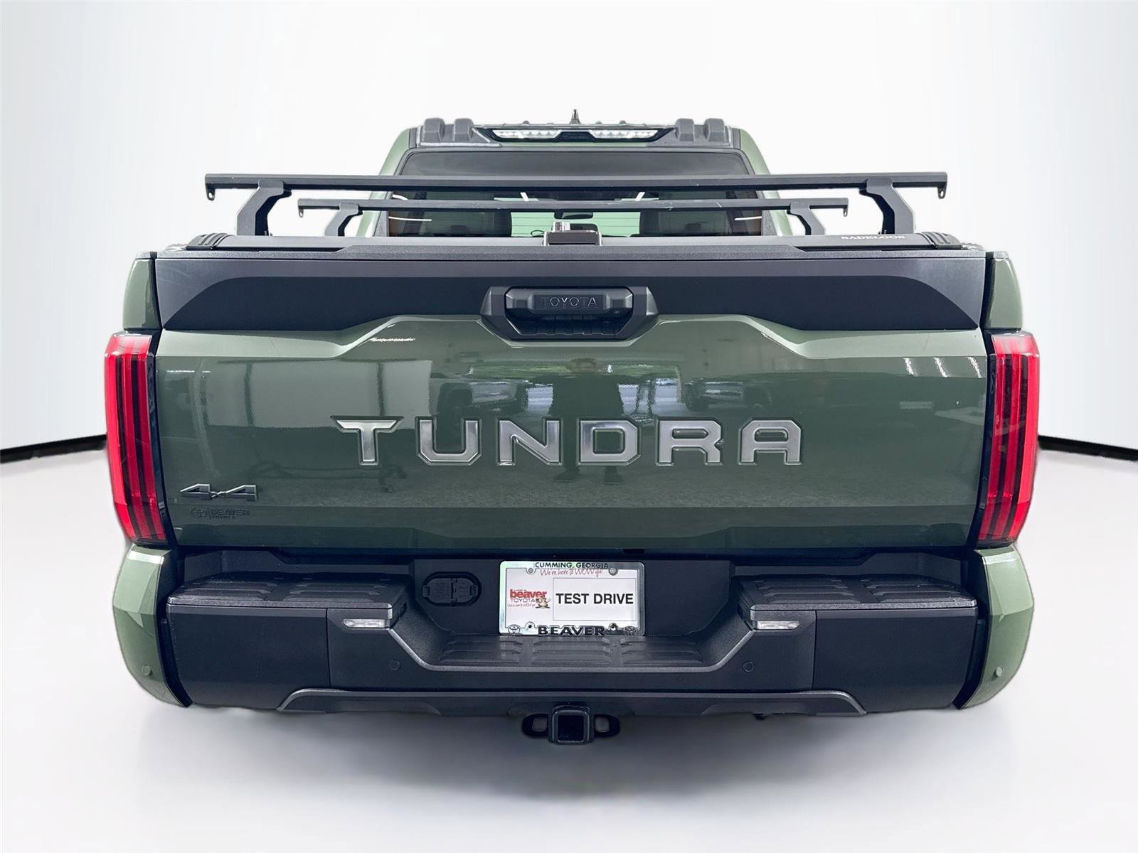 Used 2022 Toyota Tundra SR5 w/ SR5 Premium Package AWD/4WD image 12