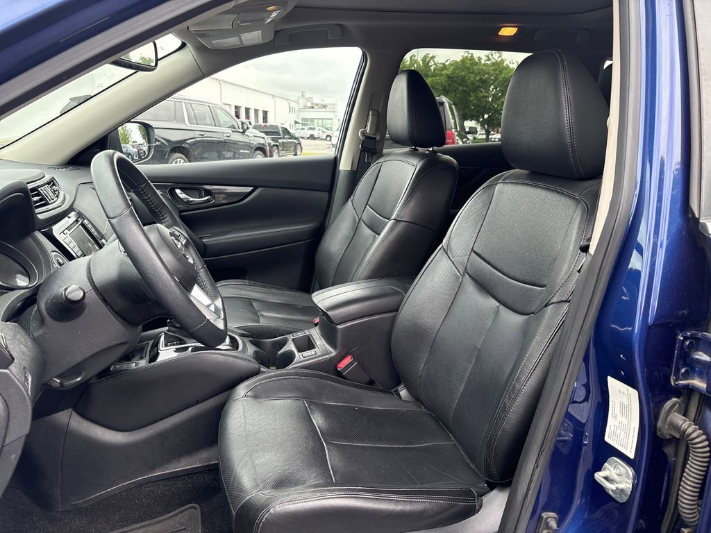 Used 2019 Nissan Rogue SL AWD/4WD image 11