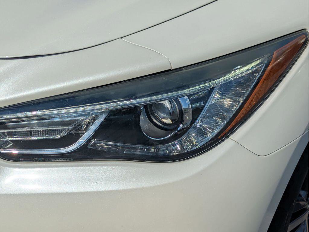 Used 2019 INFINITI QX60 Pure image 12