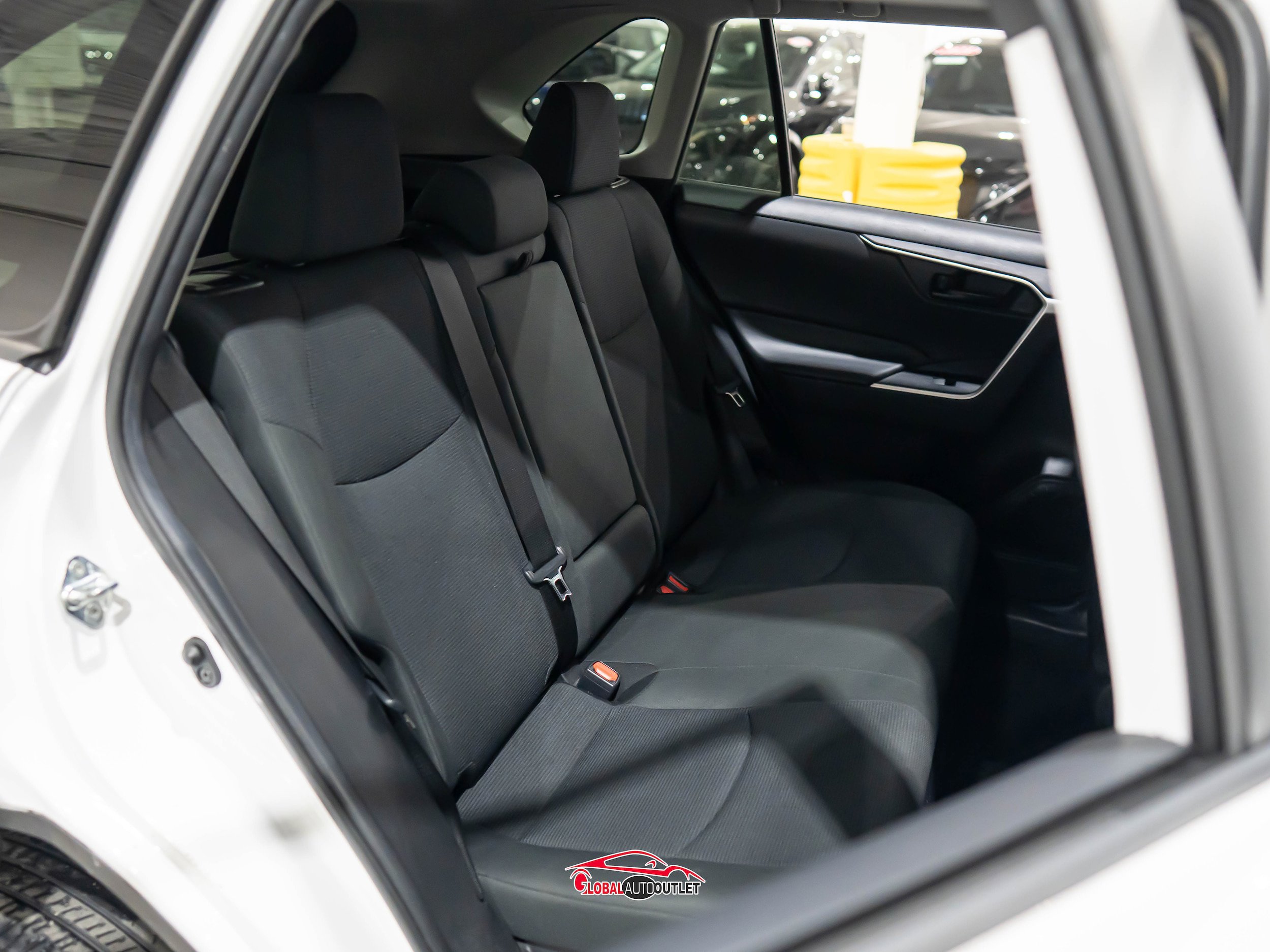 Used 2020 Toyota RAV4 LE image 18