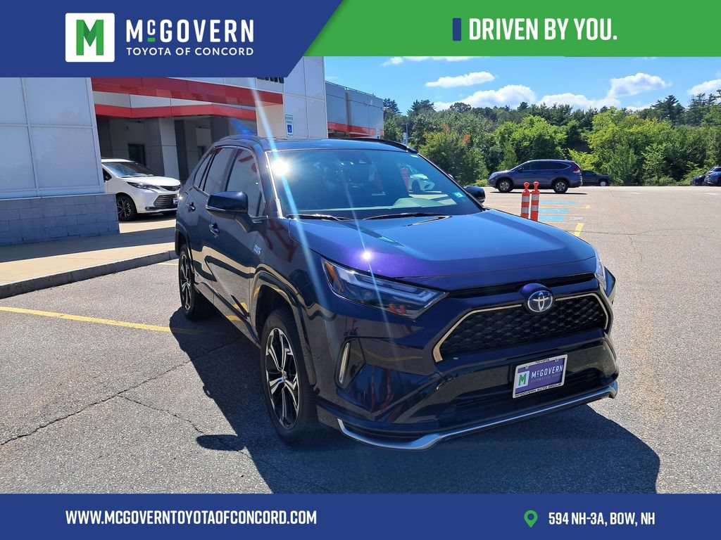 Used 2024 Toyota RAV4 XSE w/ Weather Package AWD/4WD image 11