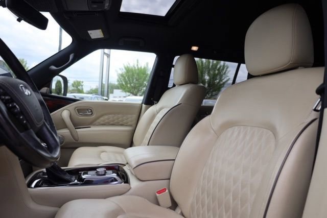 Used 2024 INFINITI QX80 Sensory image 16
