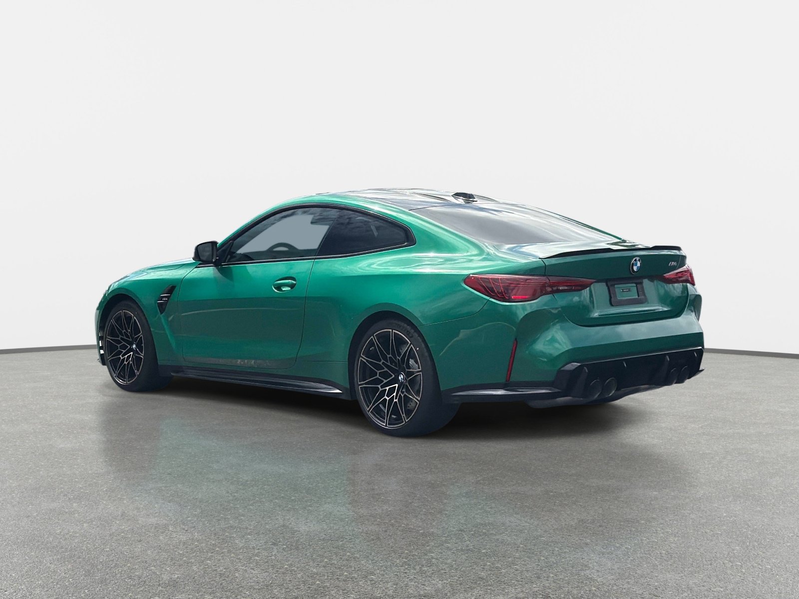 Used 2026 BMW M4 Coupe w/ Executive Package RWD image 5