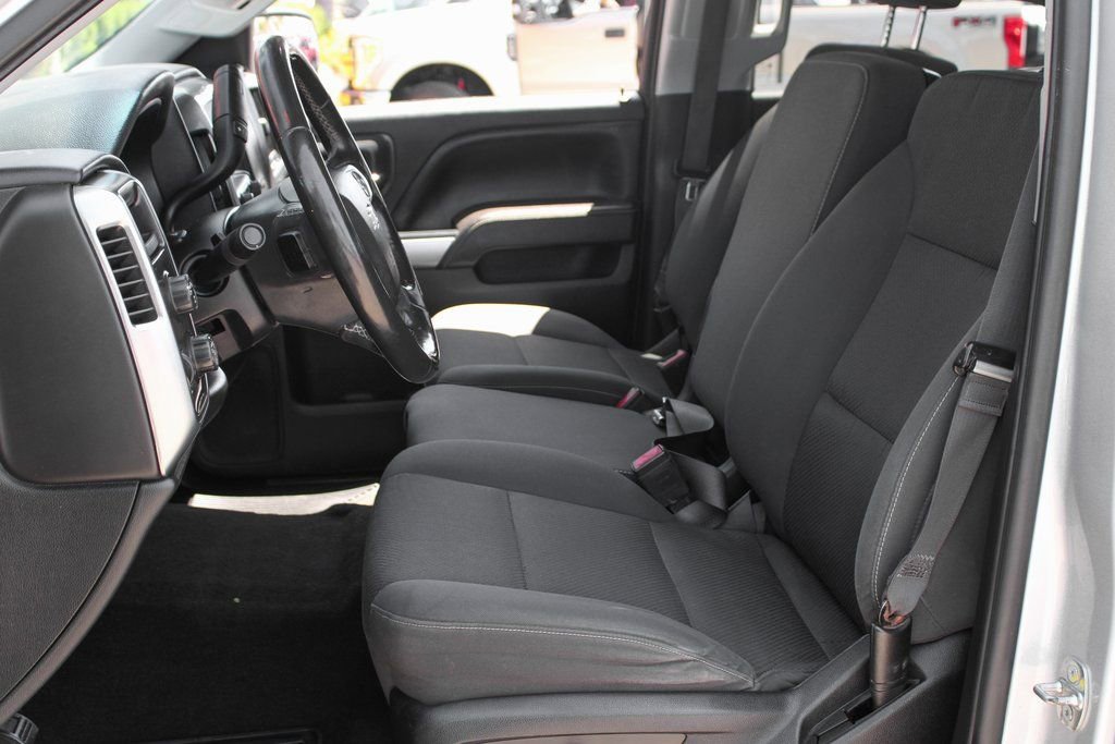 Used 2017 Chevrolet Silverado 1500 LT w/ All Star Edition image 13