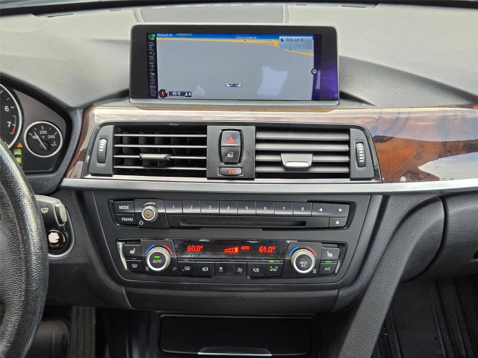 Used 2015 BMW 328i xDrive Sedan AWD/4WD image 18