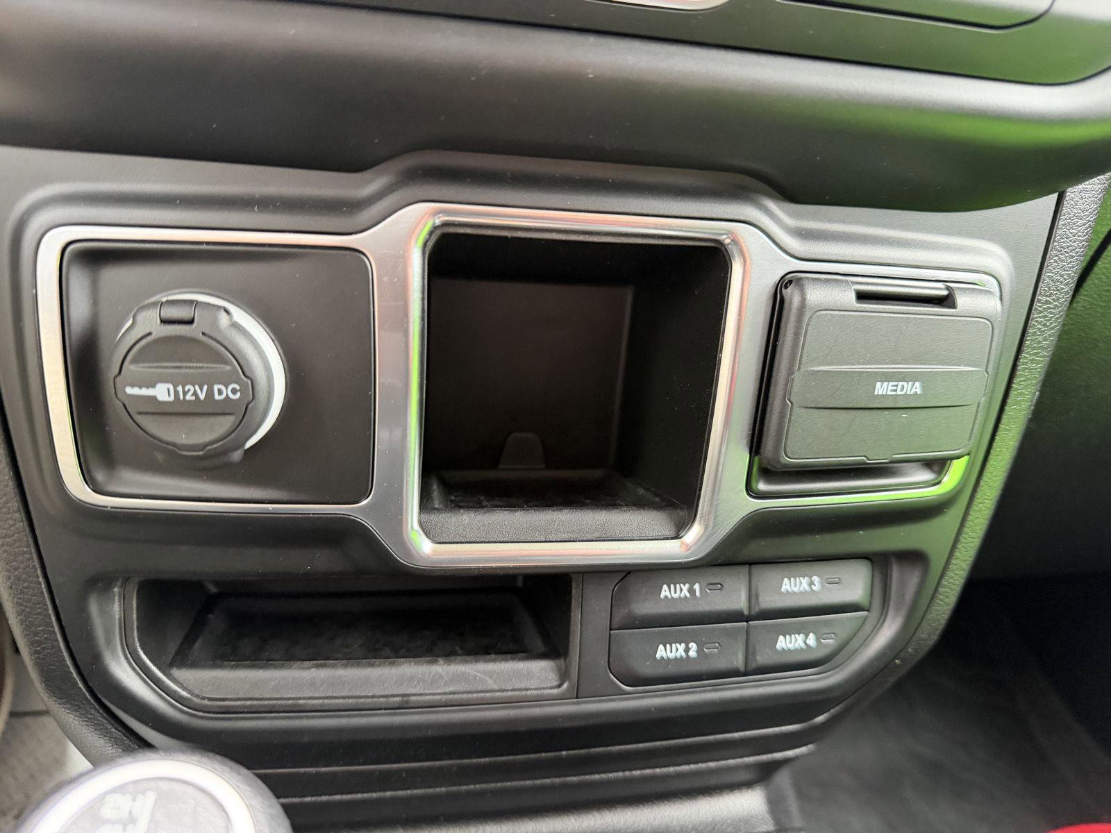 Used 2021 Jeep Wrangler Unlimited Sport AWD/4WD image 17
