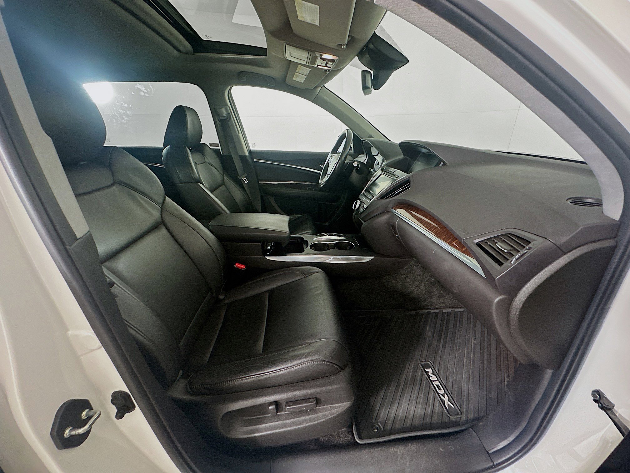 Used 2017 Acura MDX SH-AWD w/ Technology Package image 34