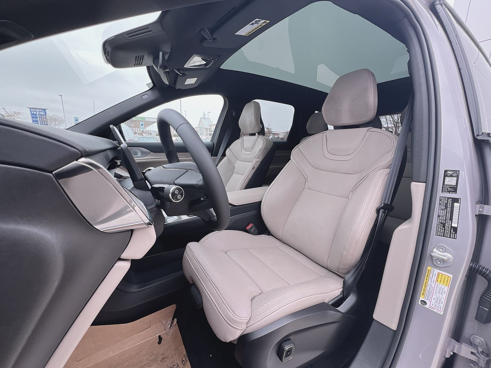 New 2026 Volvo EX90 Ultra AWD/4WD image 13