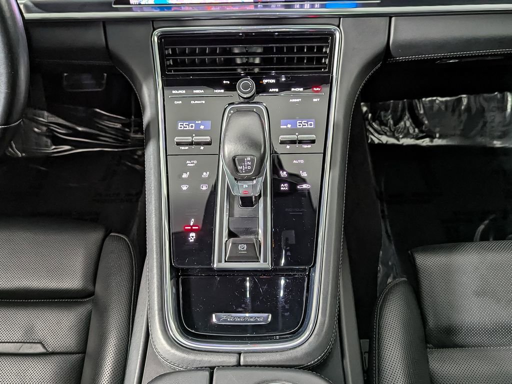 Used 2021 Porsche Panamera GTS image 41