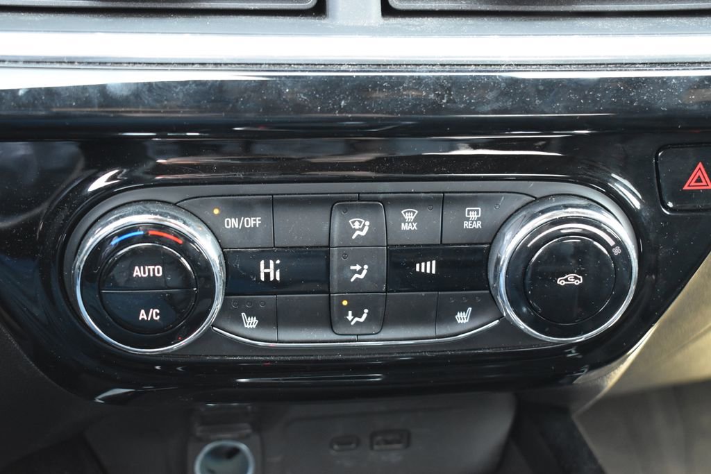 Used 2024 Chevrolet Trax RS w/ Driver Confidence Package image 13