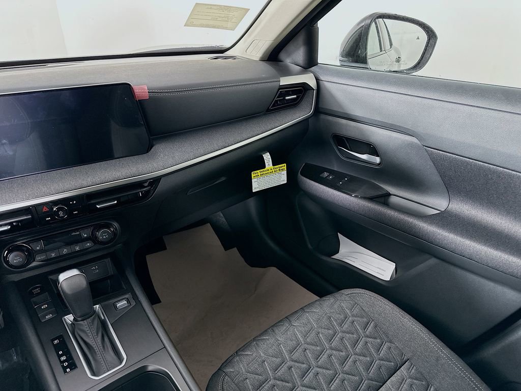 New 2026 Nissan Kicks SV w/ SV Premium Package image 31