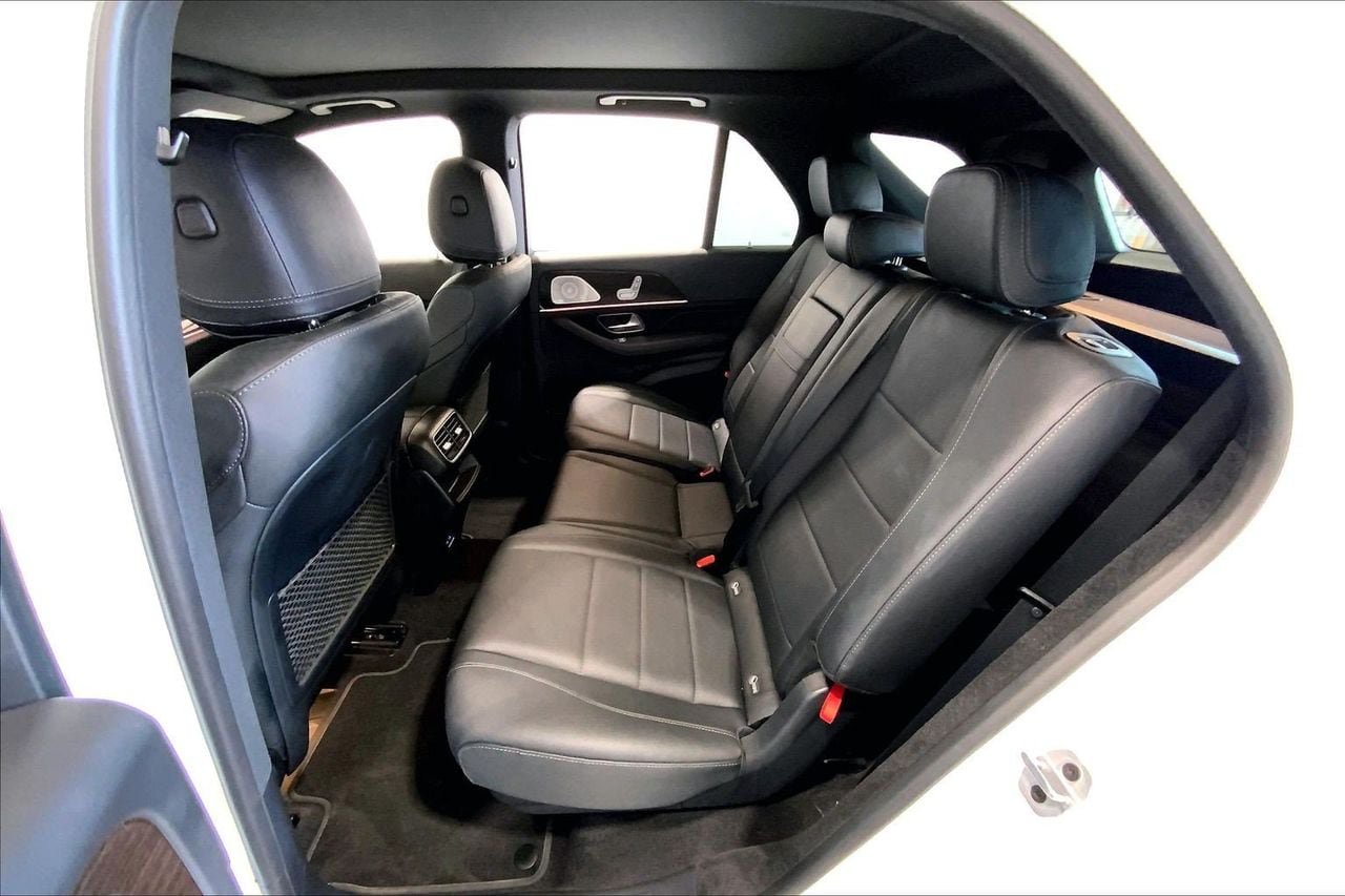 Used 2024 Mercedes-Benz GLE 350 4MATIC w/ 3rd Row Seat Package image 19