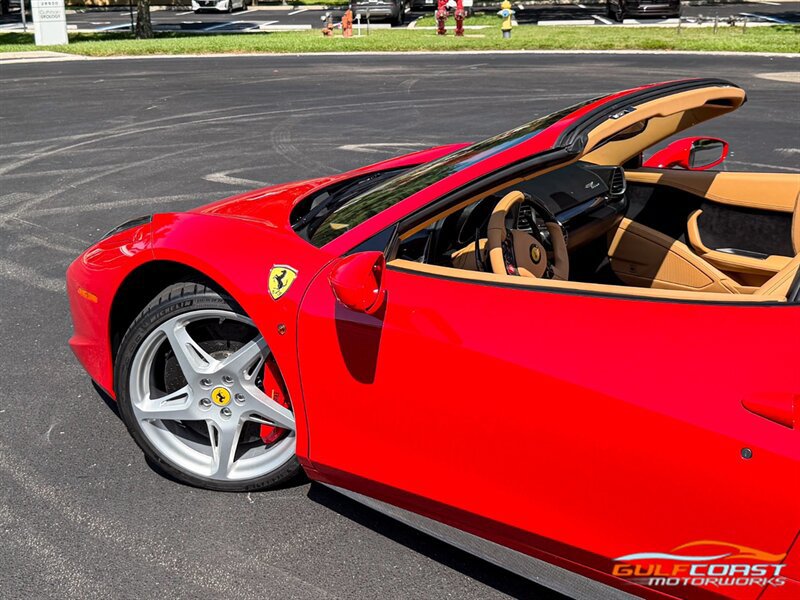 Used 2014 Ferrari 458 Spider RWD image 47