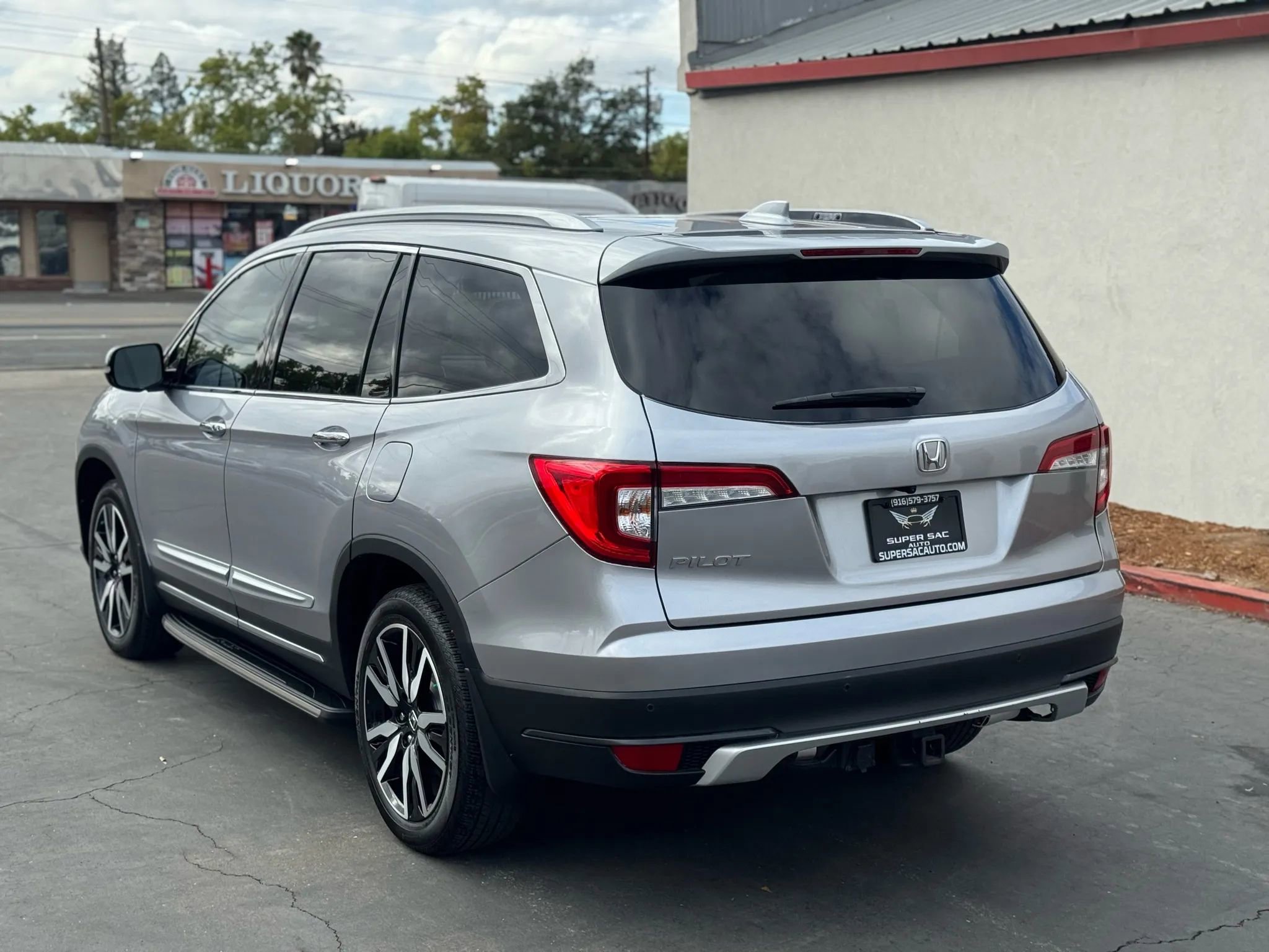 Used 2022 Honda Pilot Elite image 4