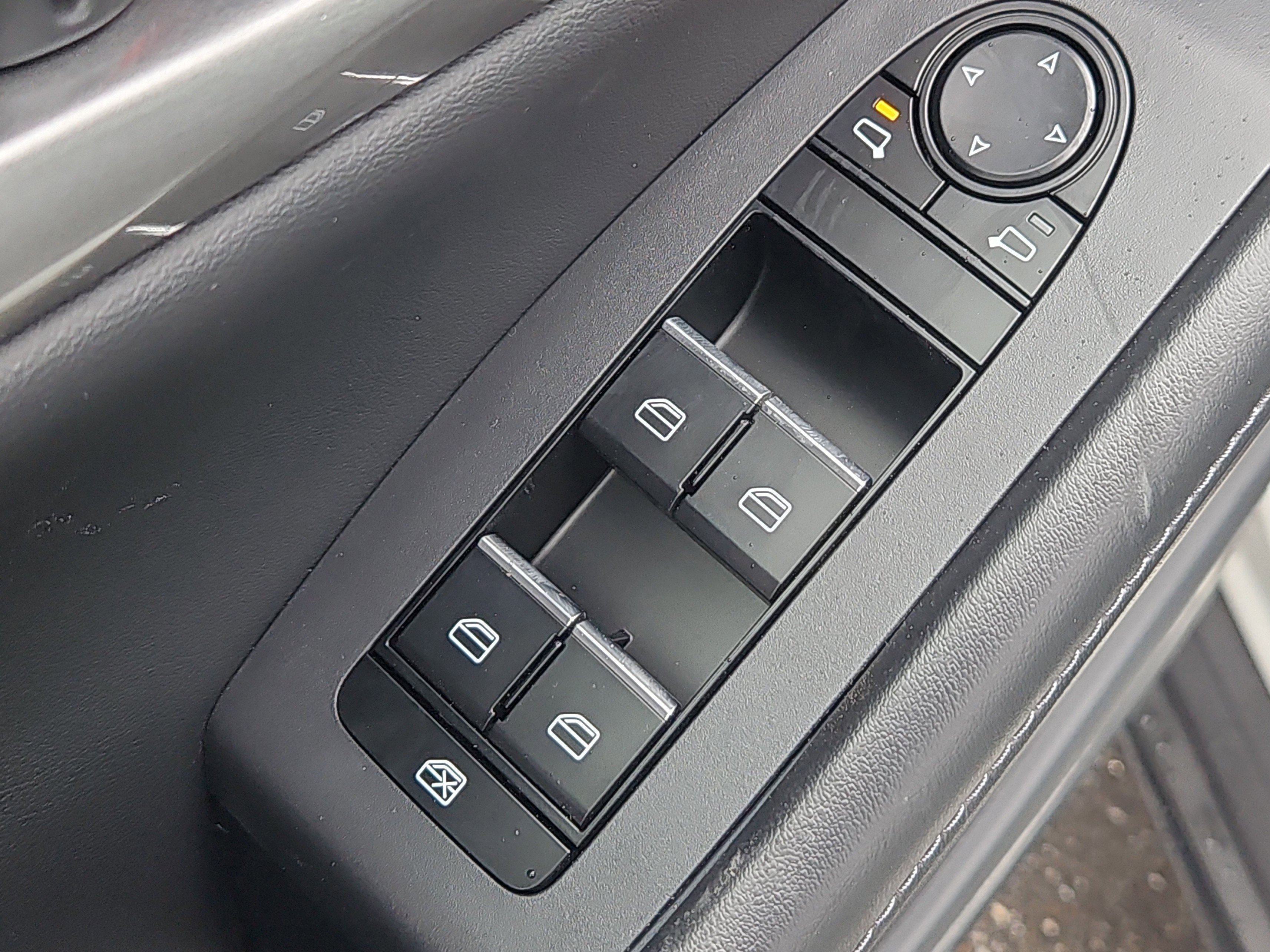 New 2026 MAZDA CX-30 AWD 2.5 S w/ Premium Package image 18