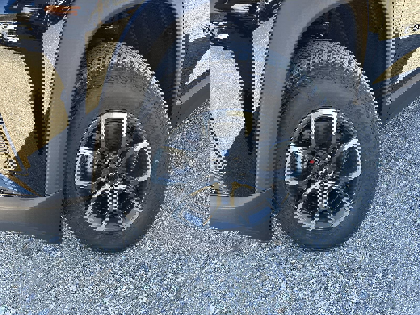 New 2026 Chevrolet Equinox ACTIV image 13