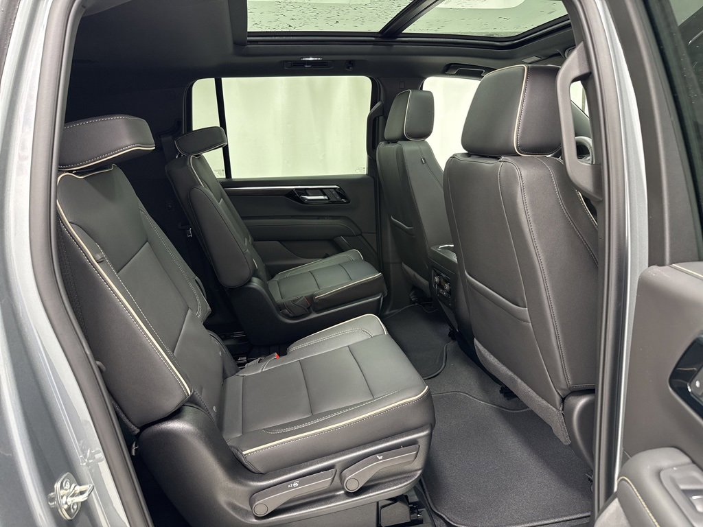 New 2026 Chevrolet Suburban Premier w/ Sun And Tow Package image 12
