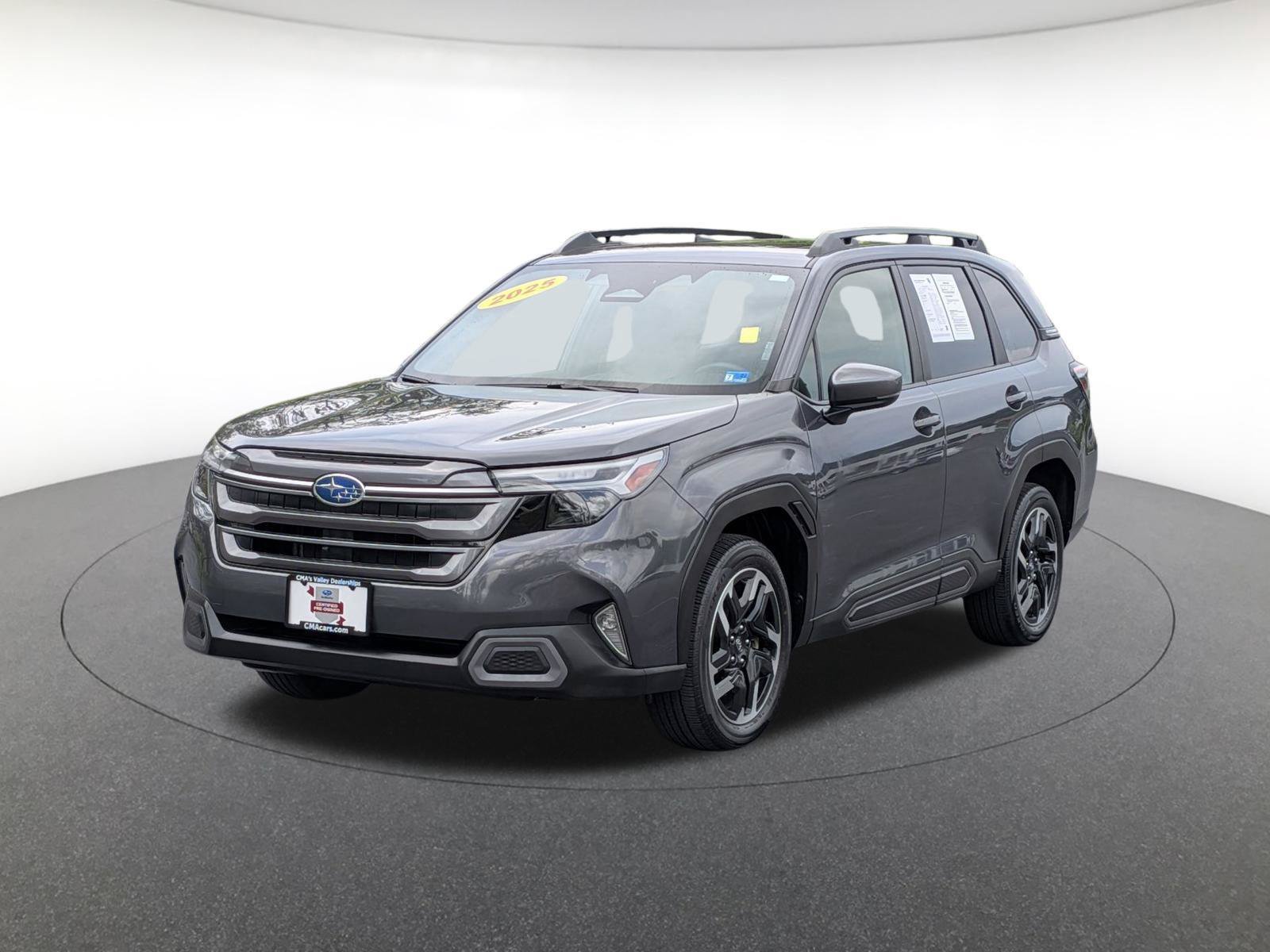 Used 2025 Subaru Forester Limited AWD/4WD image 1