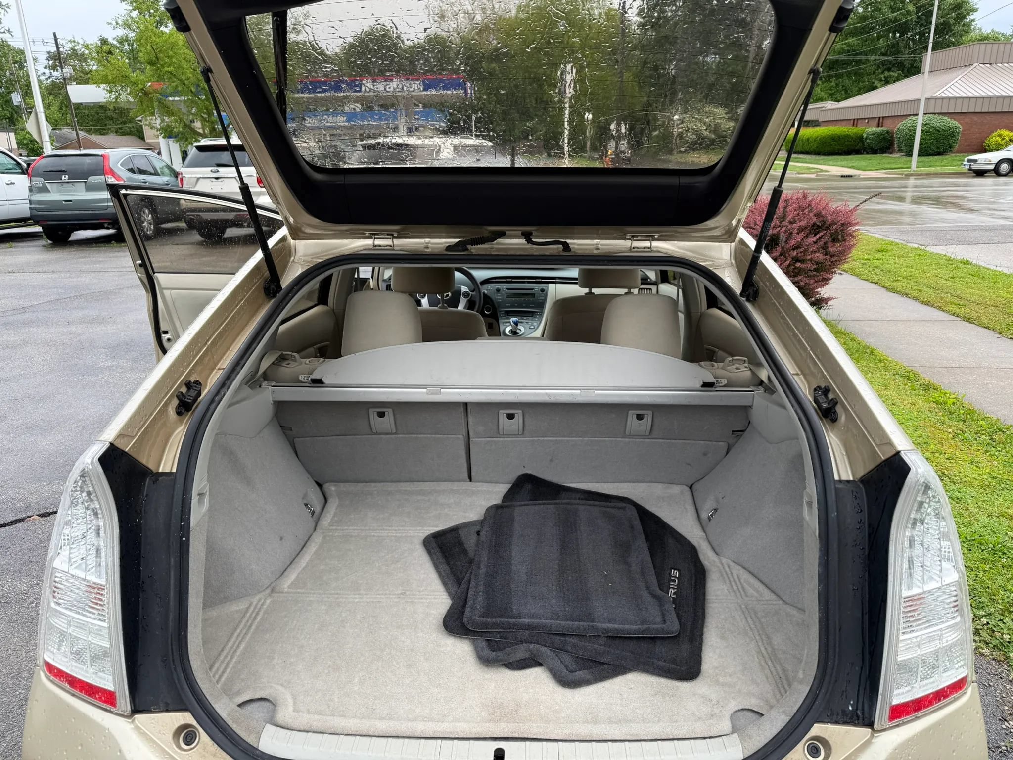 Used 2010 Toyota Prius FWD image 11