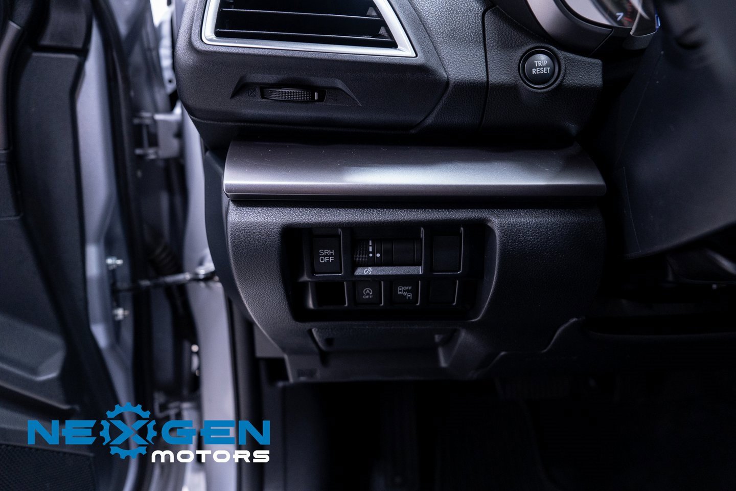 Used 2020 Subaru Crosstrek 2.0i Limited w/ Moonroof Package image 22