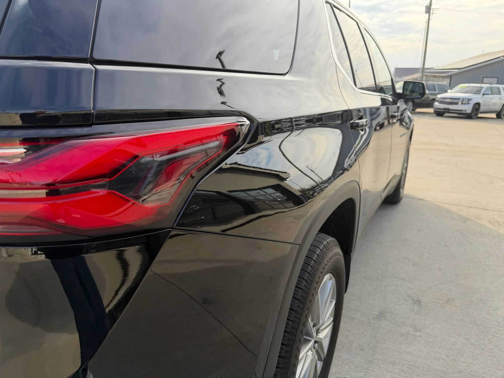 Used 2022 Chevrolet Traverse LT image 63