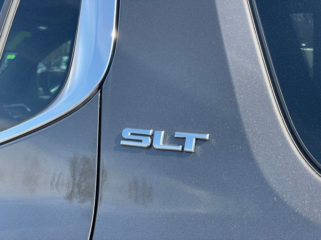 Used 2019 GMC Acadia SLT w/ LPO, Floor Liner Package AWD/4WD image 35