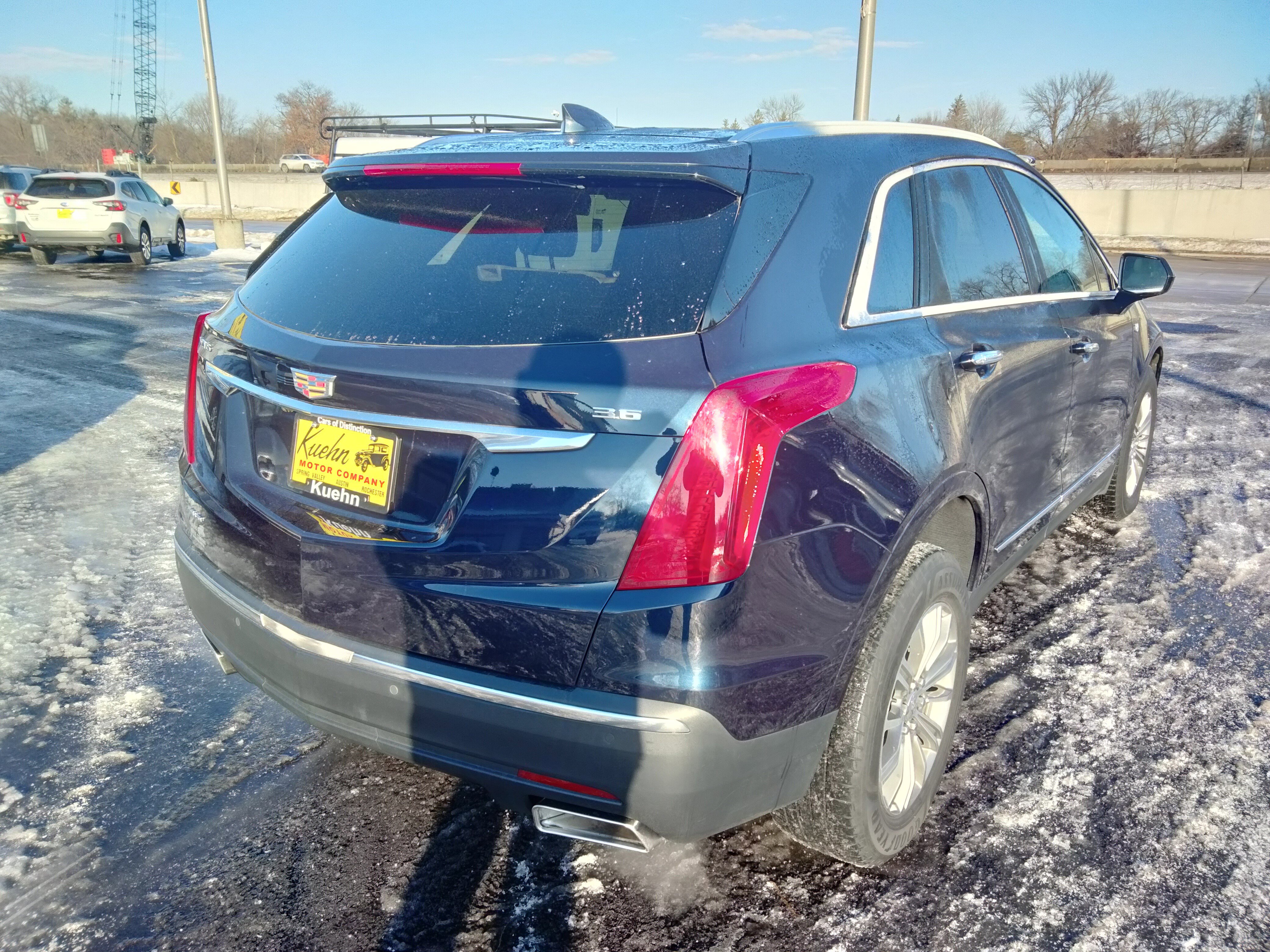 Used 2017 Cadillac XT5 Luxury w/ Driver Awareness Package image 8