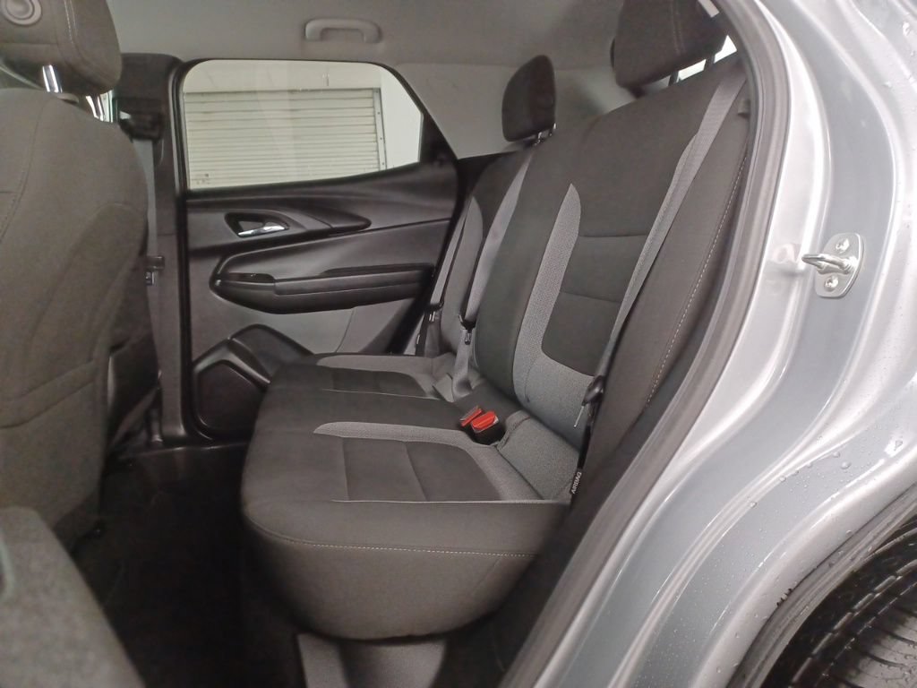 Used 2025 Chevrolet TrailBlazer LT FWD image 10