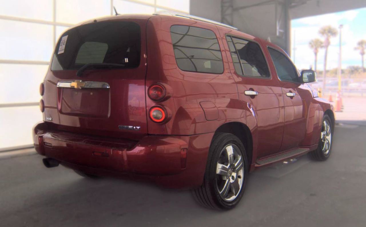 Used 2011 Chevrolet HHR LT w/ LT Preferred Equipment Group FWD image 2