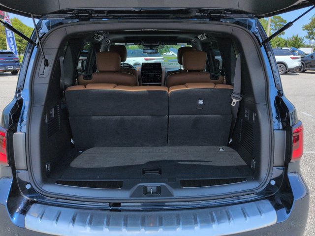 Used 2024 INFINITI QX80 Sensory AWD/4WD image 13