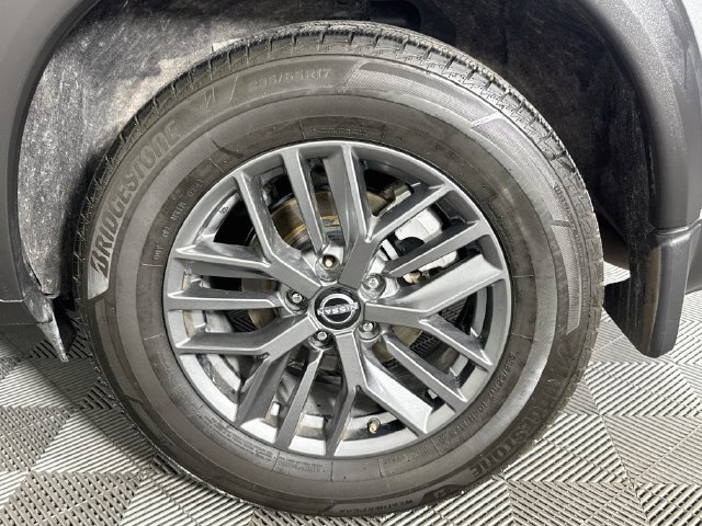 Used 2023 Nissan Rogue S FWD image 34