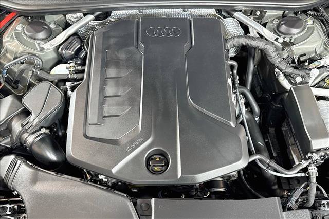 Used 2025 Audi A5 2.0T Premium Plus w/ Premium Plus AWD/4WD image 5