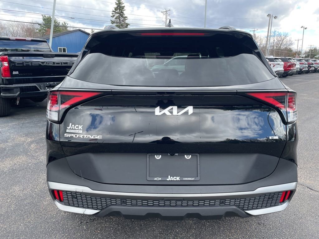 Used 2023 Kia Sportage X-Line w/ X-Line Premium Package AWD/4WD image 6