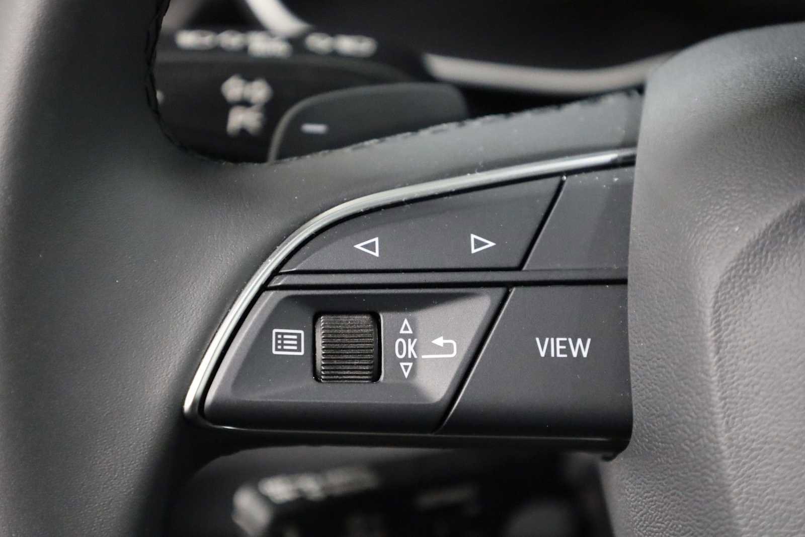 Certified 2025 Audi Q3 2.0T Premium w/ Convenience Package AWD/4WD image 24