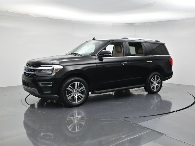Certified 2024 Ford Expedition Limited RWD image 5