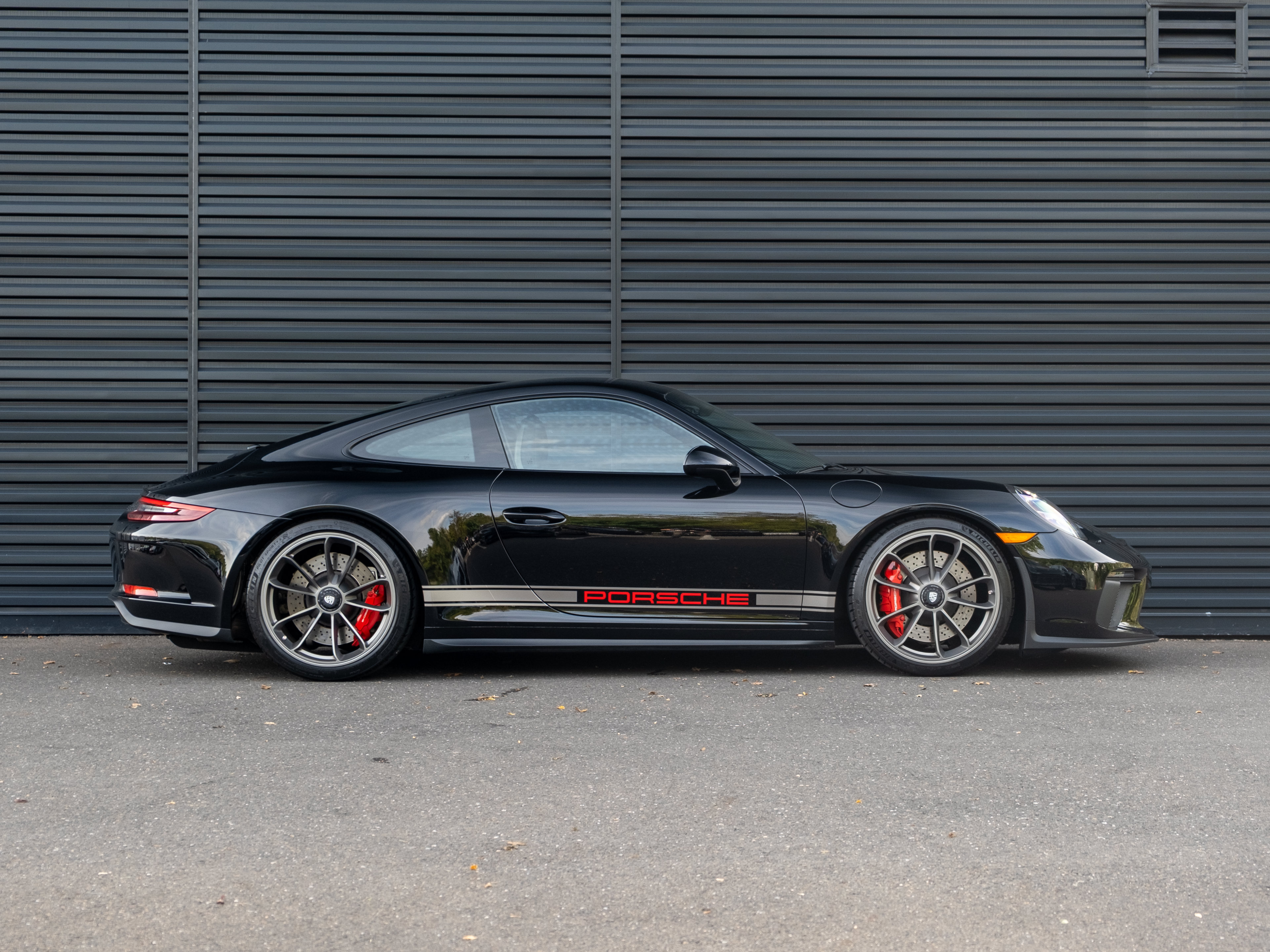 Certified 2018 Porsche 911 GT3 RWD image 9
