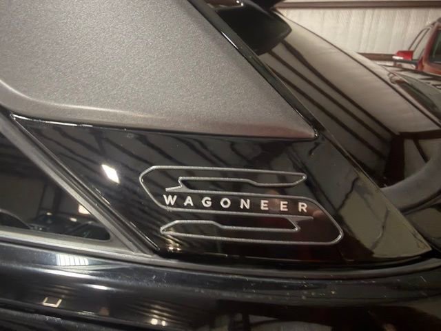 Used 2025 Jeep Wagoneer S Limited image 9
