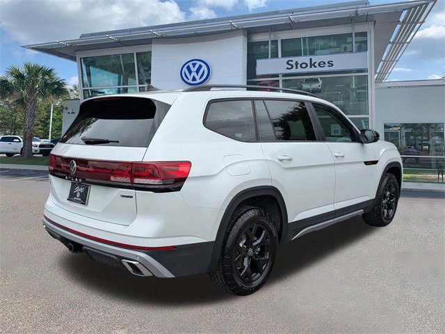 New 2026 Volkswagen Atlas Peak Edition image 4