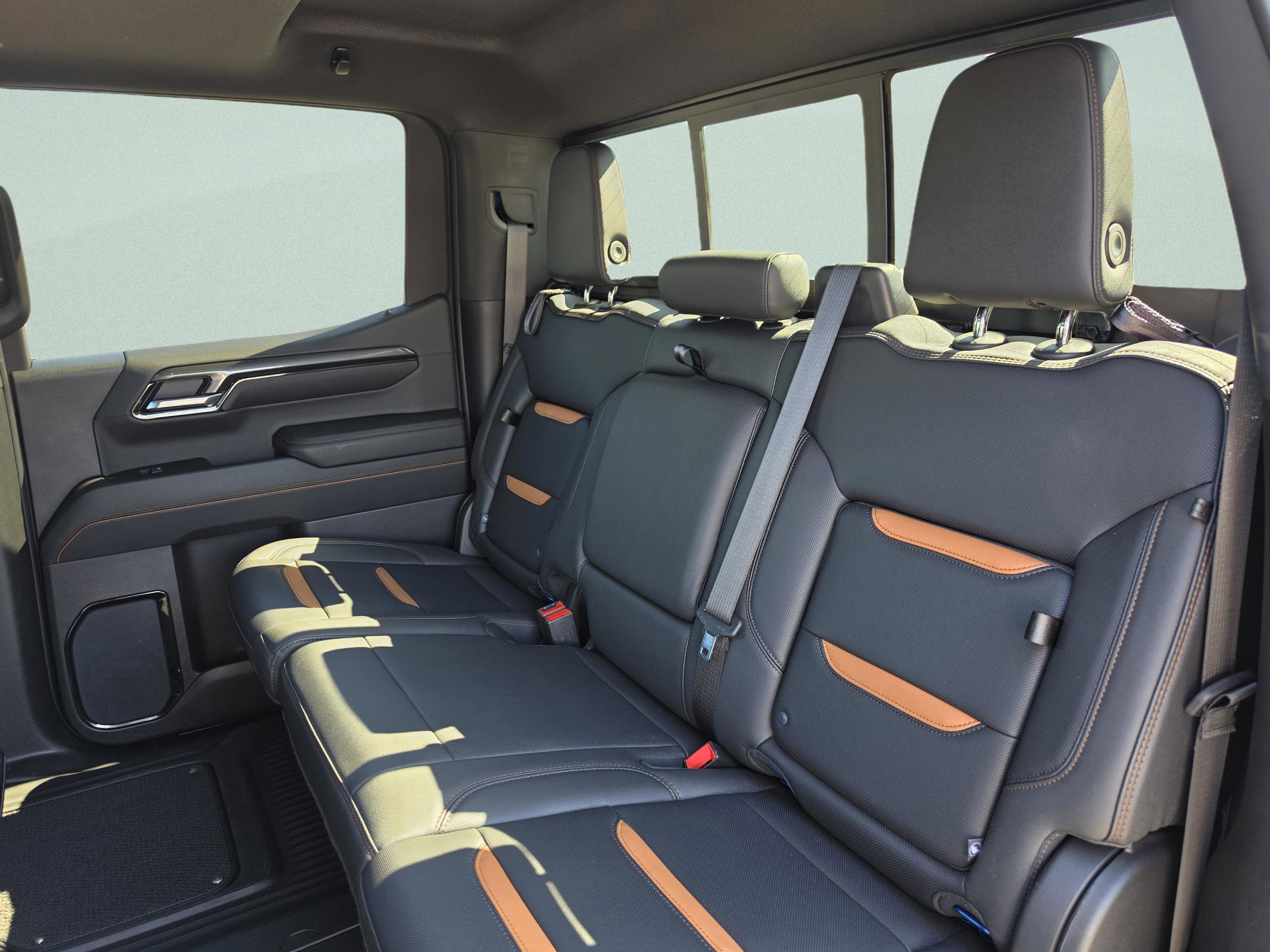 Used 2023 GMC Sierra 1500 AT4 w/ AT4 Premium Package AWD/4WD image 19