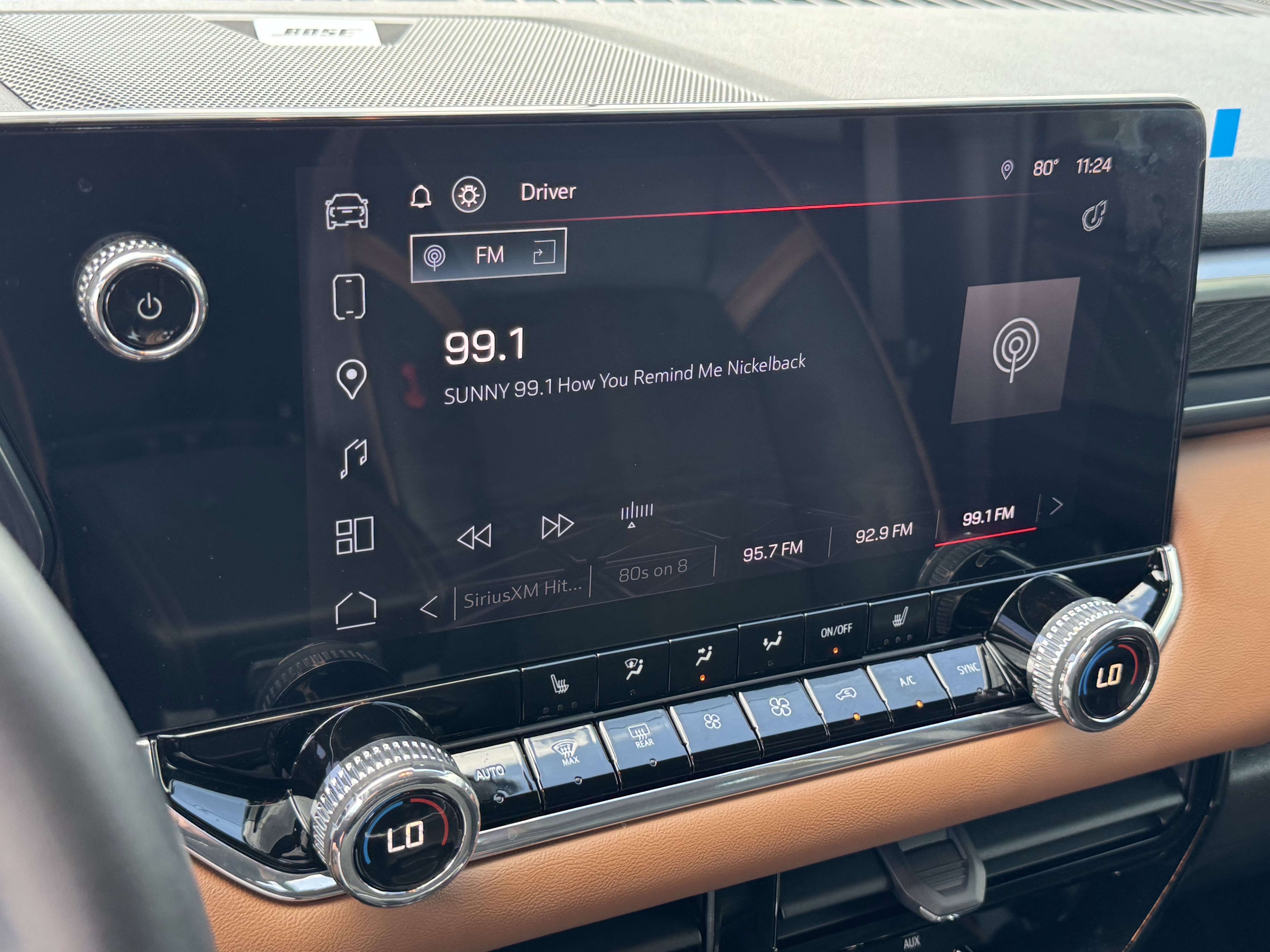 Used 2024 GMC Canyon AT4 w/ Technology Package image 18