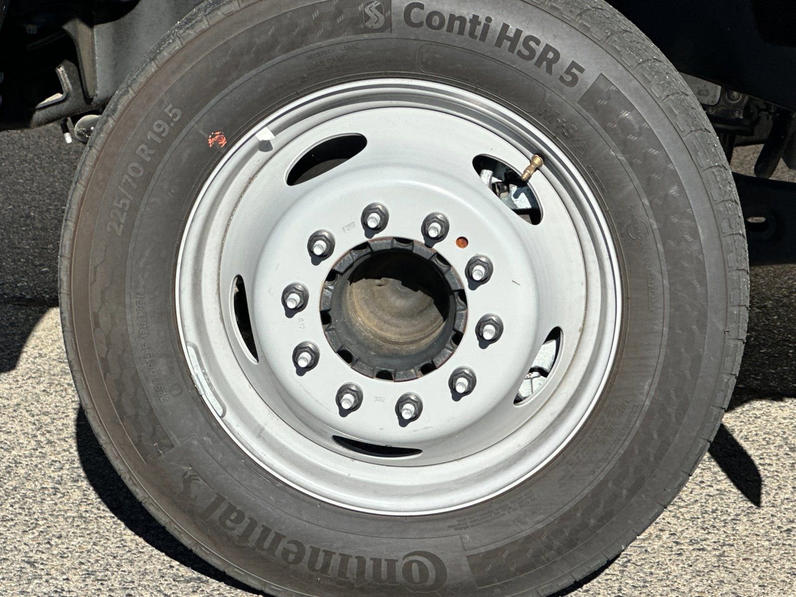 Used 2024 Ford F450 XL w/ XL Chrome Package image 29