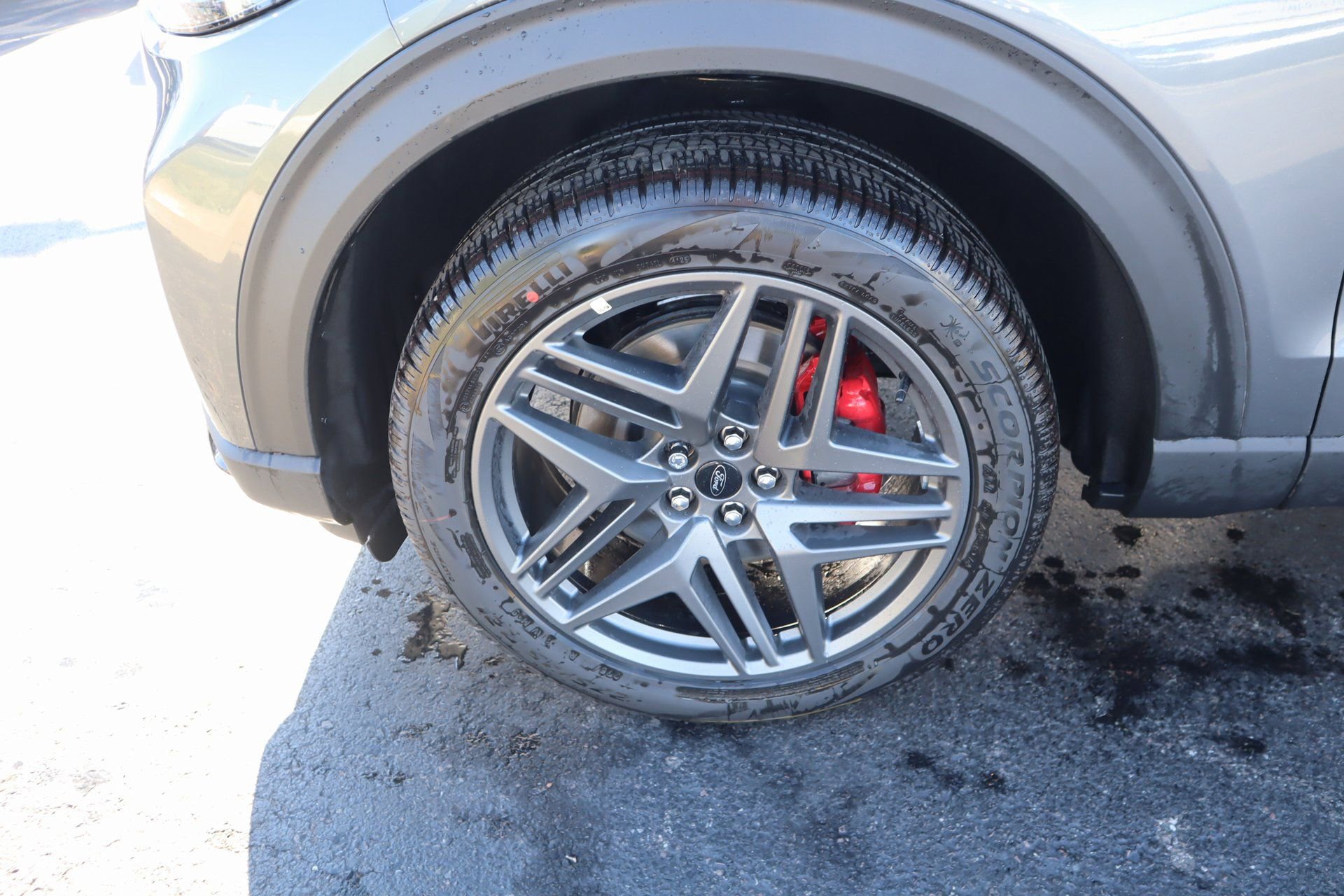 New 2026 Ford Explorer ST-Line w/ ST-Line Street Pack image 20