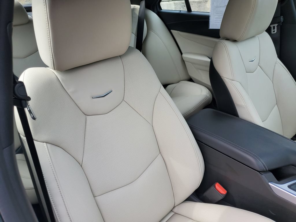 Certified 2025 Cadillac CT4 Premium Luxury AWD/4WD image 36