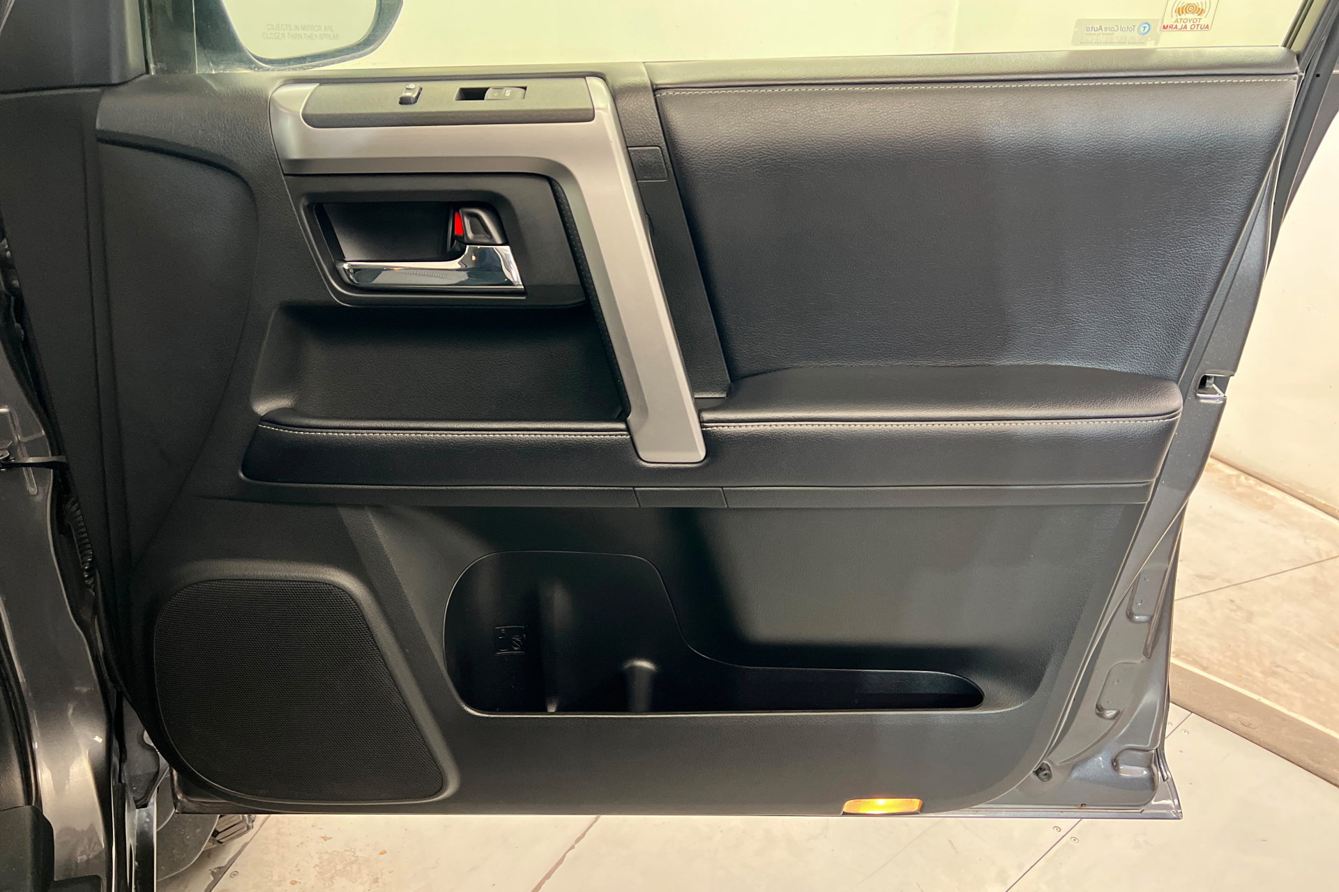 Certified 2019 Toyota 4Runner SR5 AWD/4WD image 24