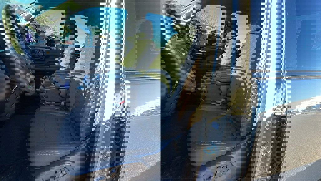 Certified 2024 Chevrolet Silverado 2500 Custom w/ Custom Convenience Package image 13