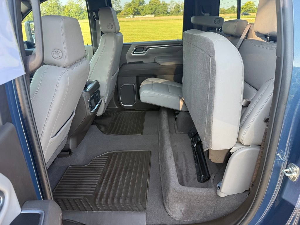 Used 2025 Chevrolet Silverado 2500 LTZ w/ LTZ Convenience Package AWD/4WD image 20