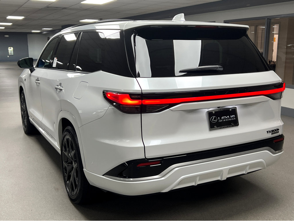 New 2026 Lexus TX 500h AWD w/ Technology Package image 5